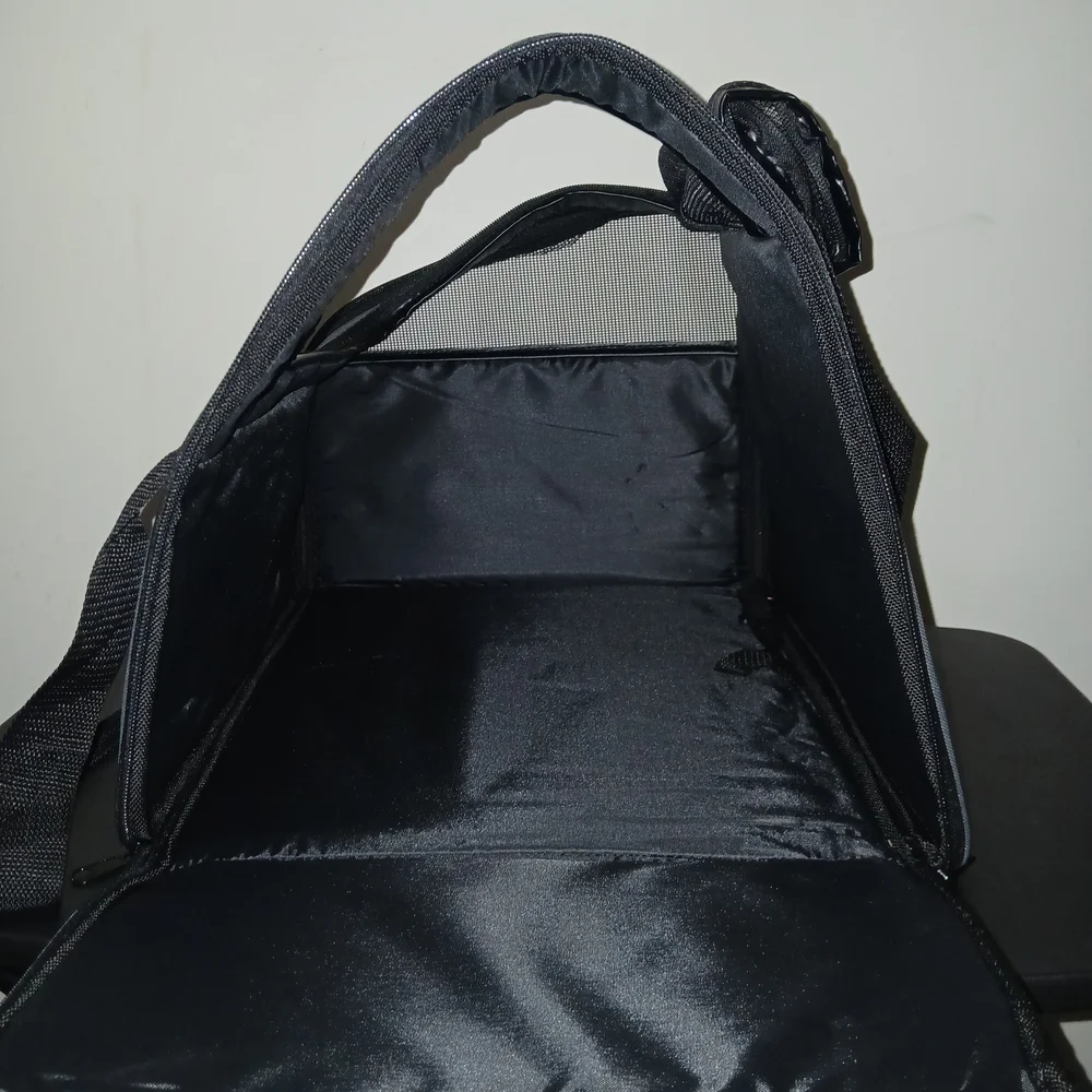 Iconic 2in1 Pet Carrier/Holder. *NEW* Grey With Straps And Travel Bag